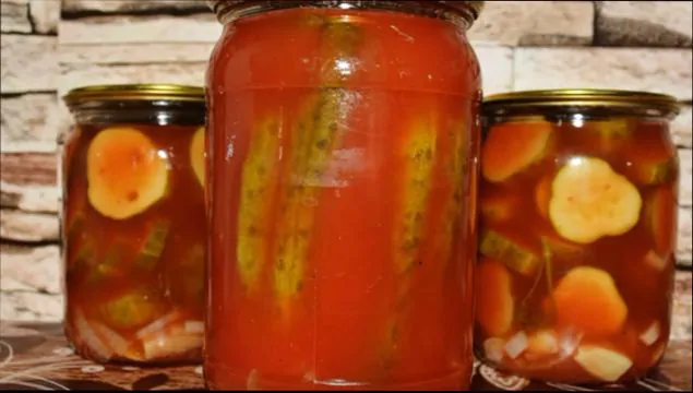 marinovannye-ogurcy v-tomatnom-souse