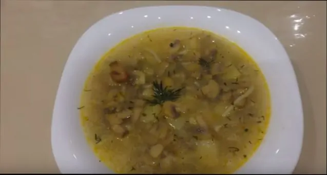 грибной суп из шампиньонов с вермишелью
