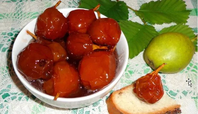 Рецепт грушевого варенья из цельных плодов с мятой