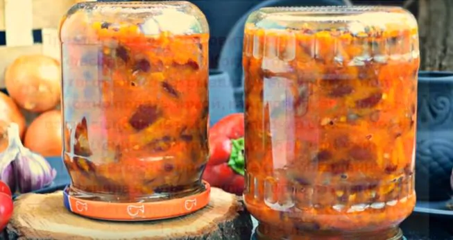 Рецепт салата из фасоли на зиму с баклажанами