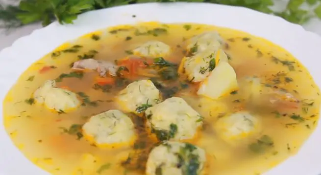 Суп с сырными фрикадельками — вкусный рецепт на мясном бульоне