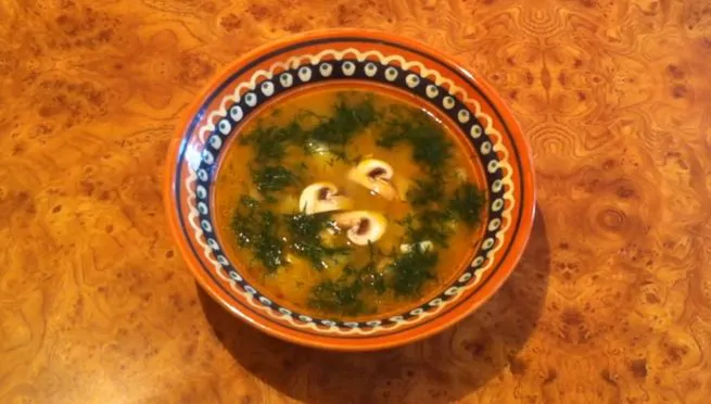 рецепт вкусного куриного супа с сыром и грибами